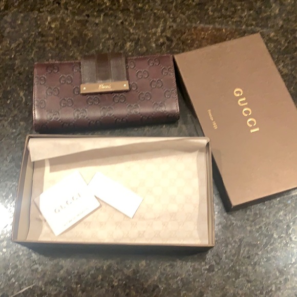 GUCCI Long Guccissima Metal Bar Continental Wallet - Picture 1 of 11
